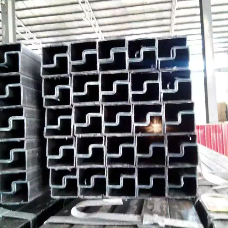 شكل خاص وأنابيب فولاذية هيكلية مخصصة